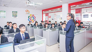 四川新华电脑学院软件实训基地